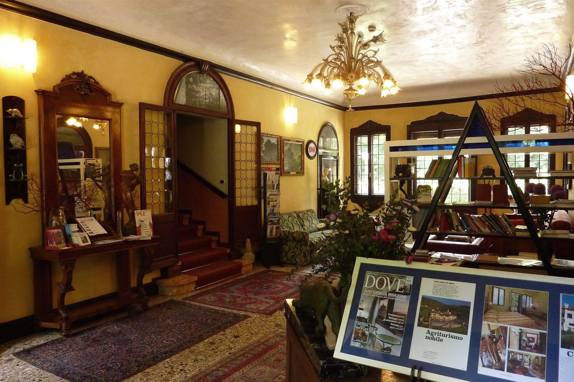 Villa Alberti โตโล ภายนอก รูปภาพ
