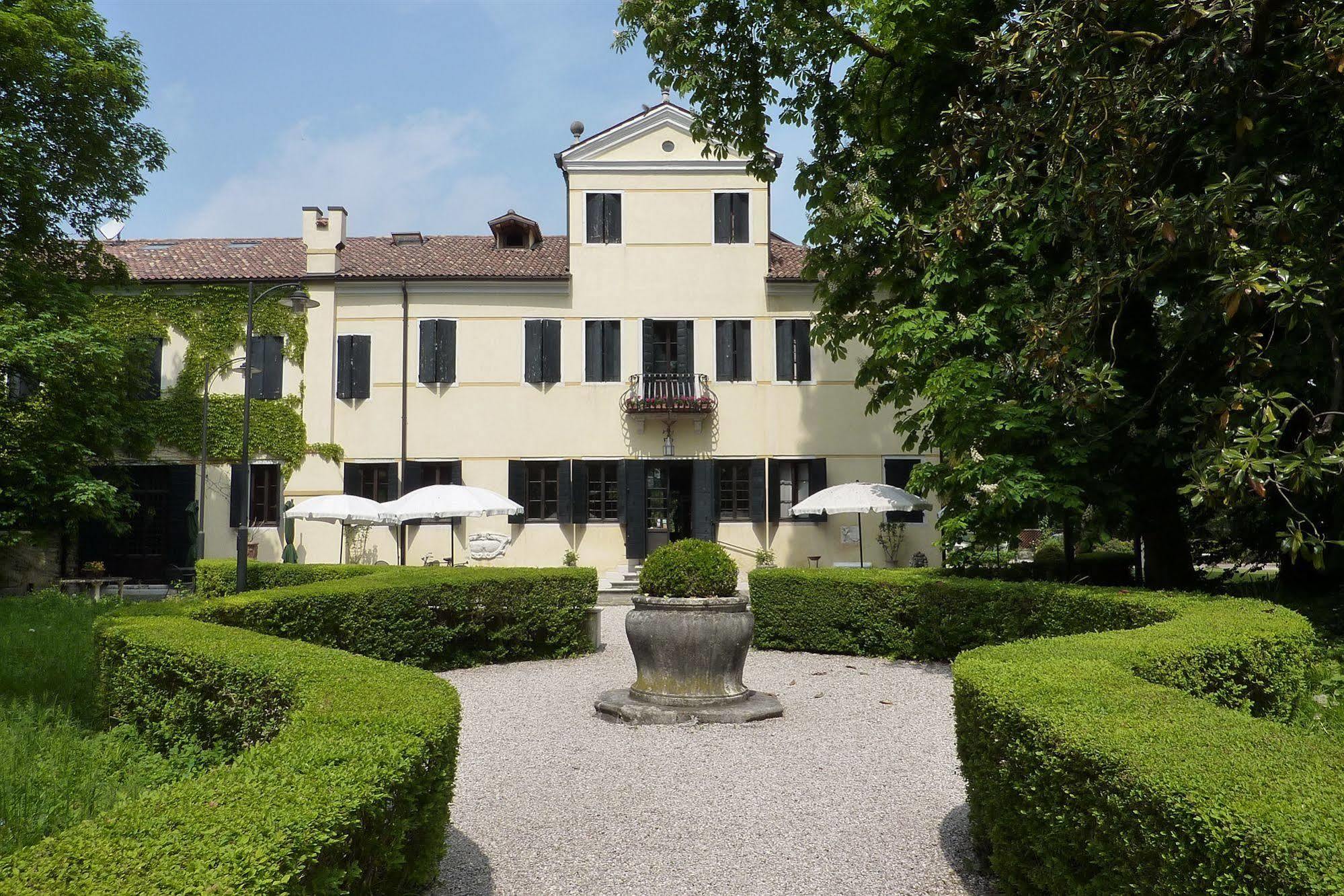 Villa Alberti โตโล ภายนอก รูปภาพ