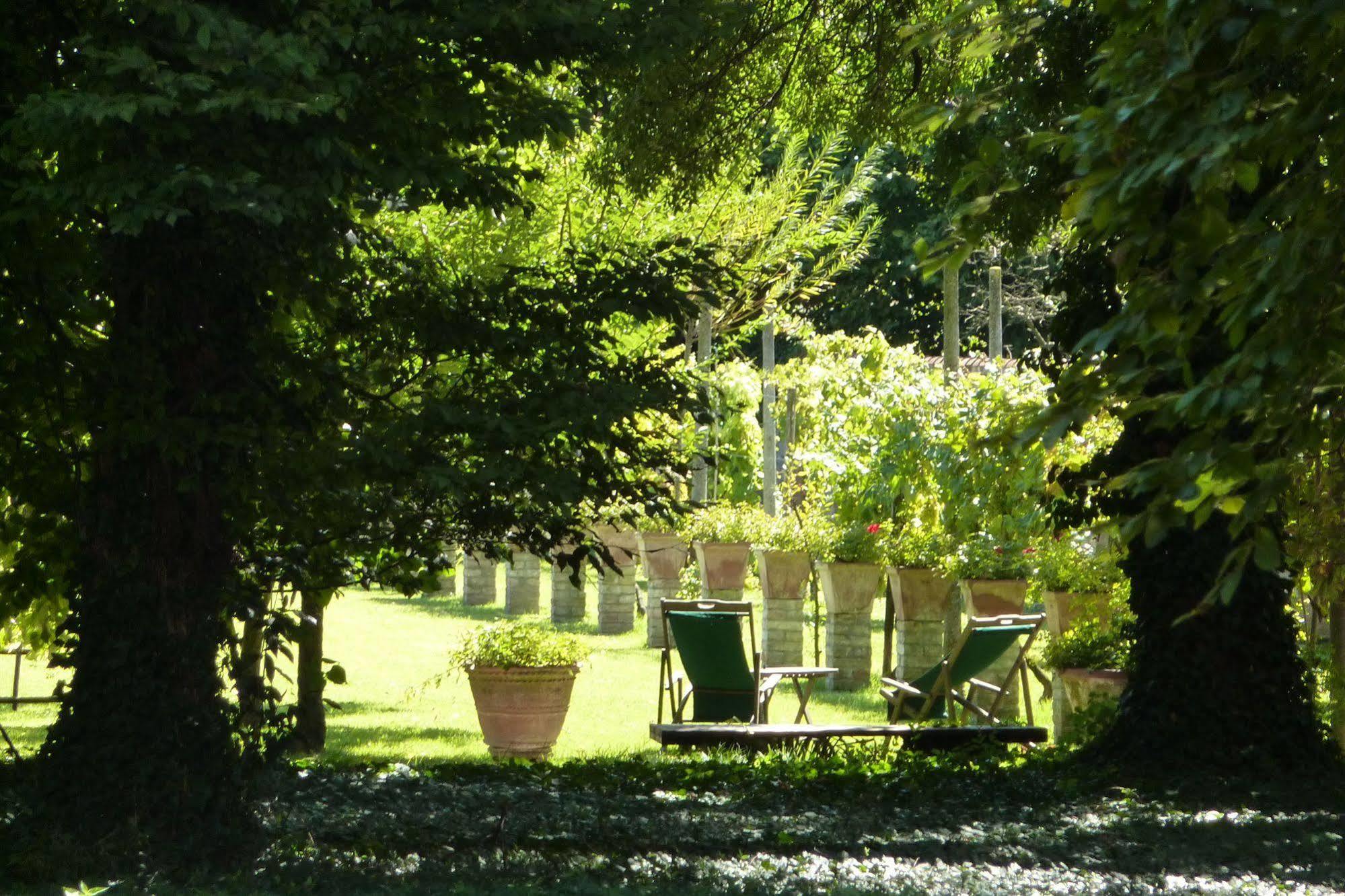 Villa Alberti โตโล ภายนอก รูปภาพ