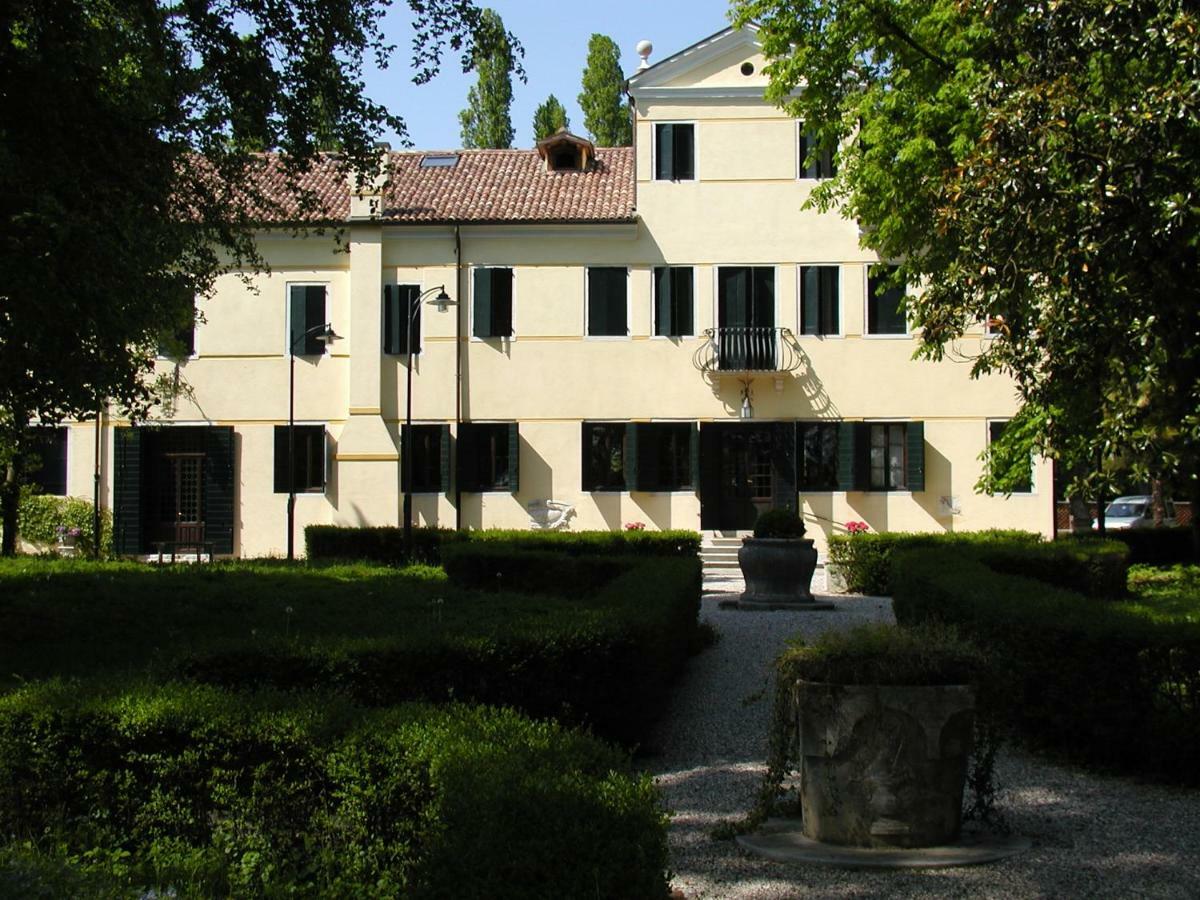 Villa Alberti โตโล ภายนอก รูปภาพ